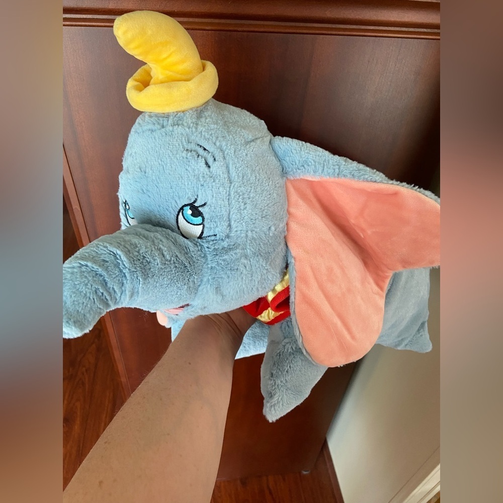 Authentic Disney Parks Original DUMBO Soft Pillow Pet 20" Adorable Soft